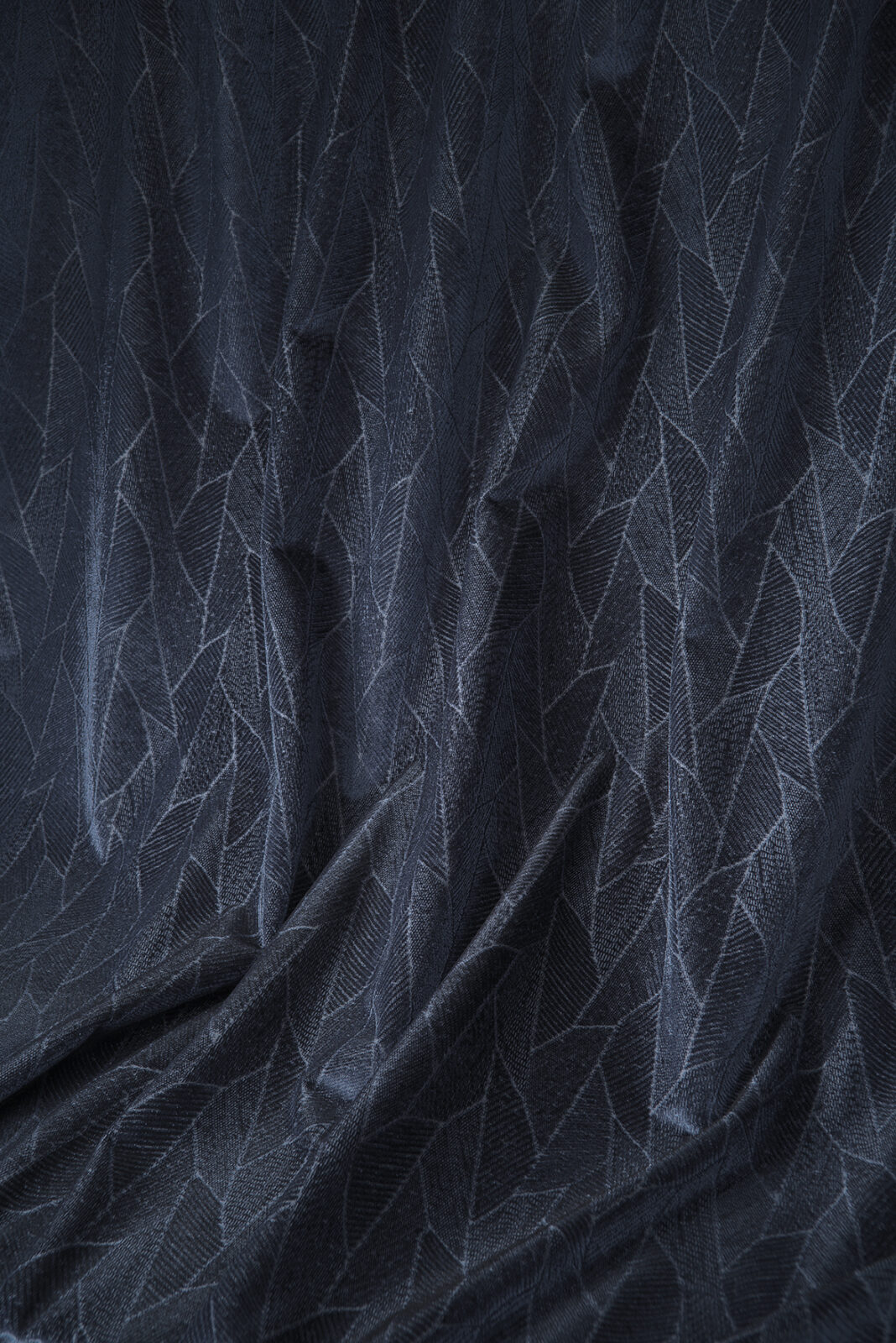 Leaf Collection Main Design fabric image 00NB view 3