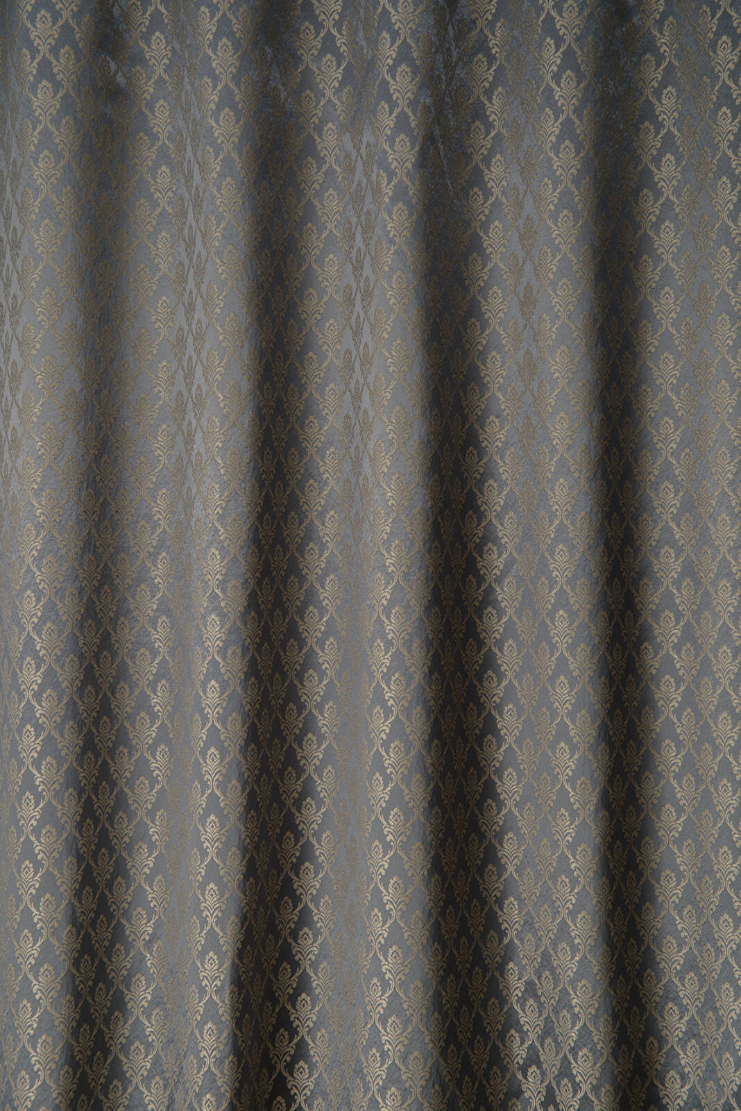 Memoire Collection Flower fabric image 02TI view 3