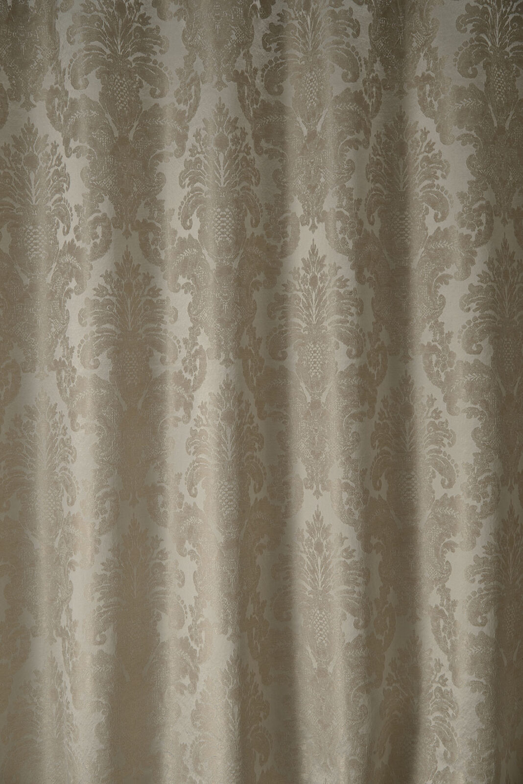 Memoire Collection Main Design fabric image 00PW view 3