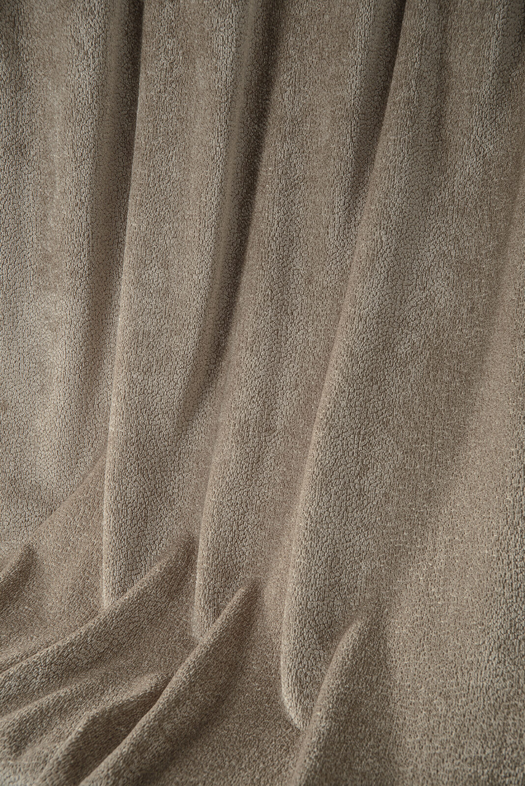 Shade Collection Plain Color fabric image 01DU view 4