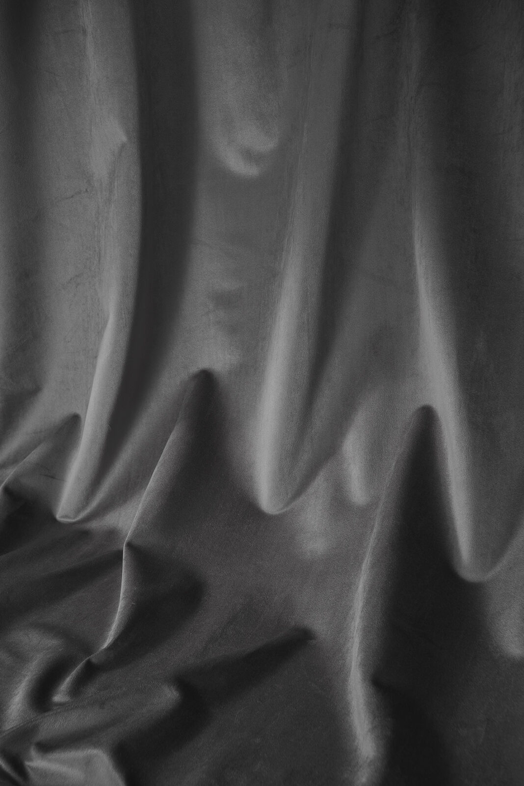 Velure Collection Plain Color fabric image 04PT view 3
