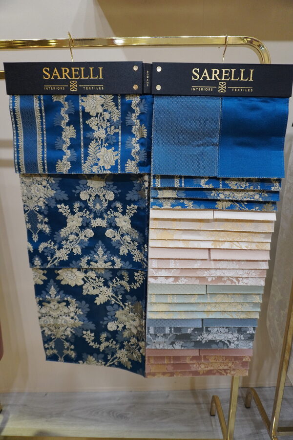 Sarelli Classic Boheme fabric hanger