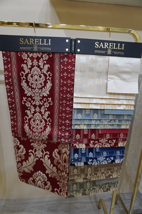 Sarelli Classic Chateau (New) fabric hanger