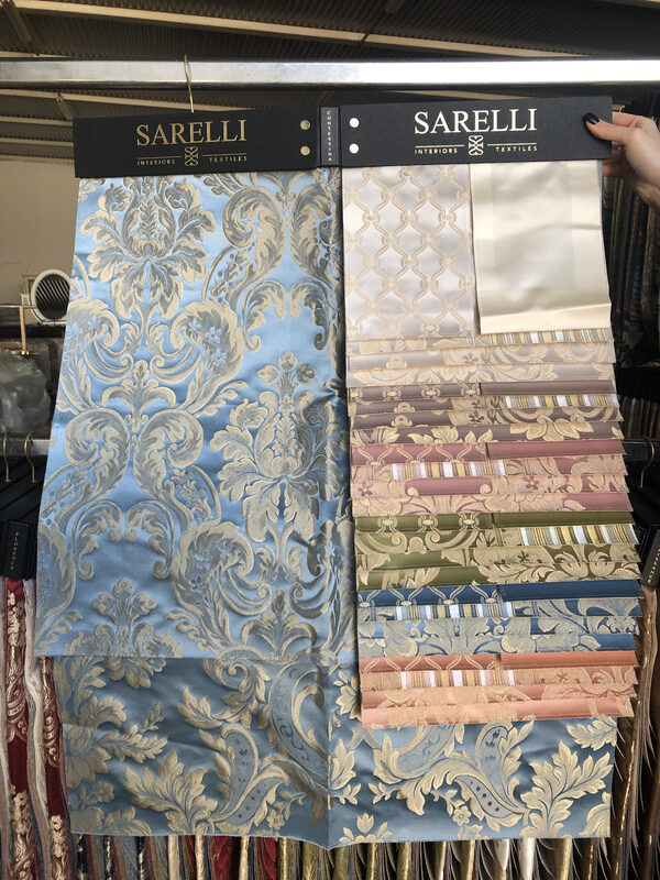 Sarelli Classic Contessina fabric hanger