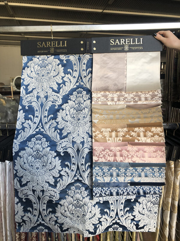 Sarelli Classic Ducale fabric hanger