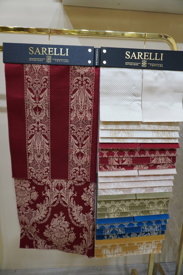 Sarelli Classic Jacqueline fabric hanger