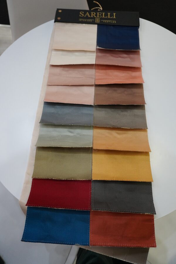 Sarelli Contemporary Gem fabric hanger