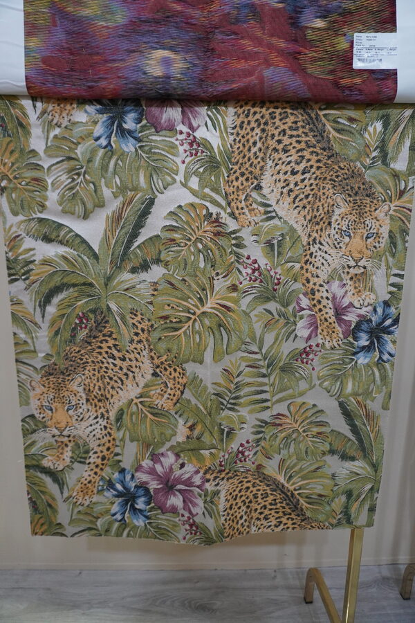 Sarelli Contemporary Tropical Leopard fabric hanger