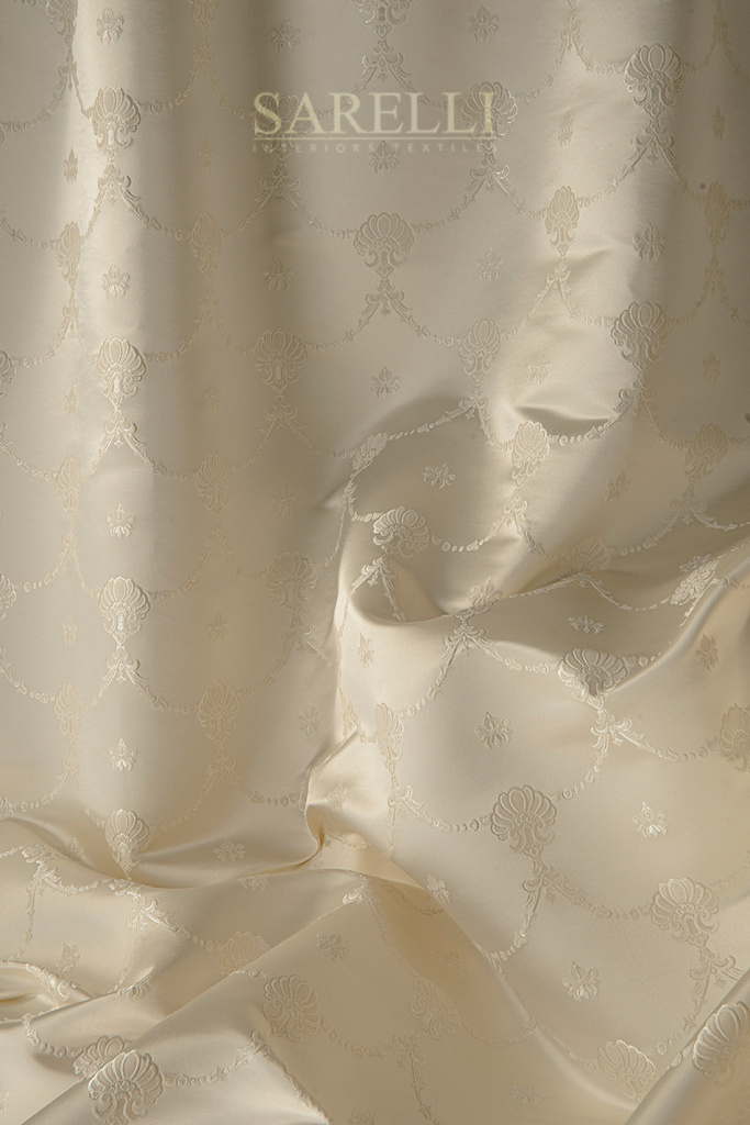 Canuts Little Antique White Silver