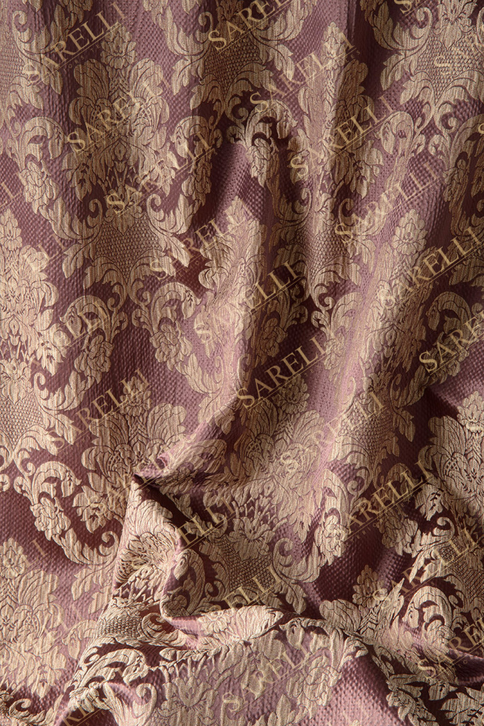 Carrara Main Design Deep Purple