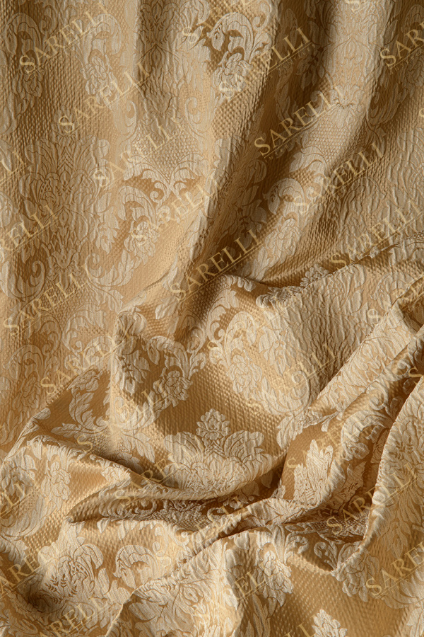 Carrara Main Gold