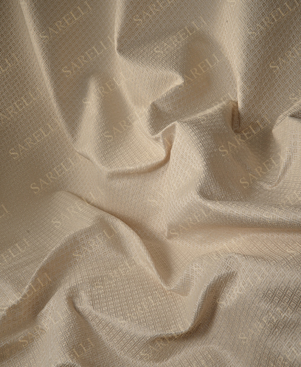 Elegant Ivory