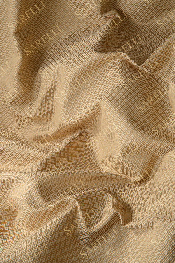 Carrara Rhombus Gold