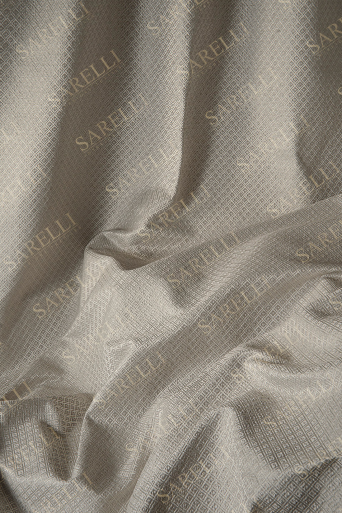 Carrara Rhombus Pearl White