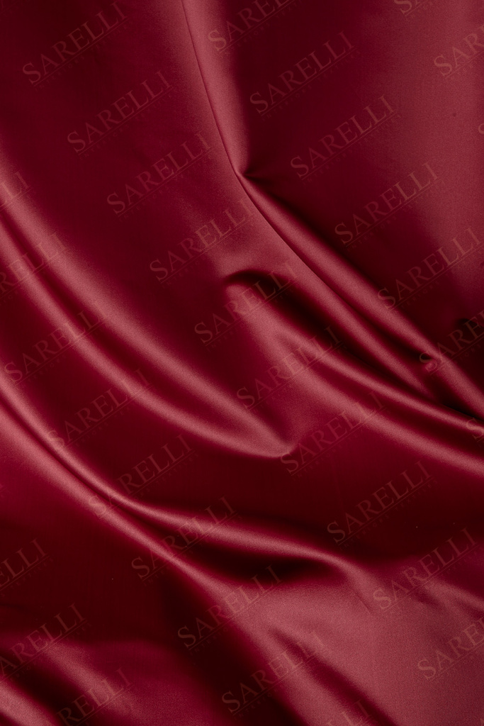 Damasque Plain Cardinal Red