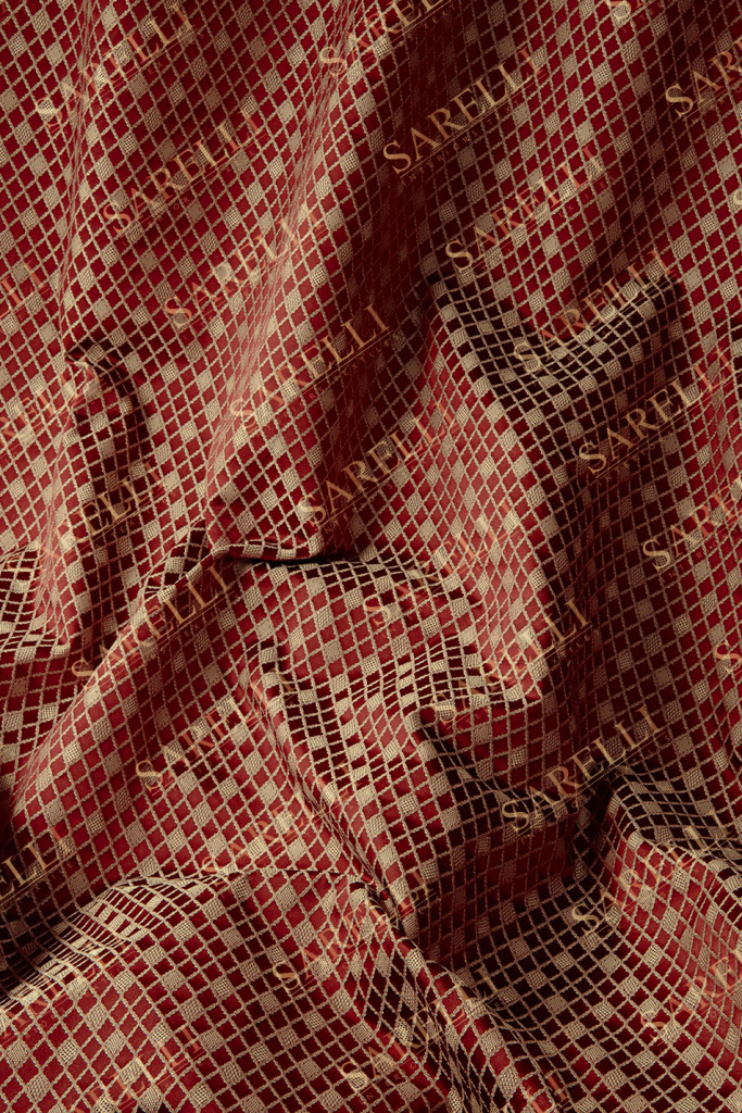 Domus Rhombus Cardinal Red