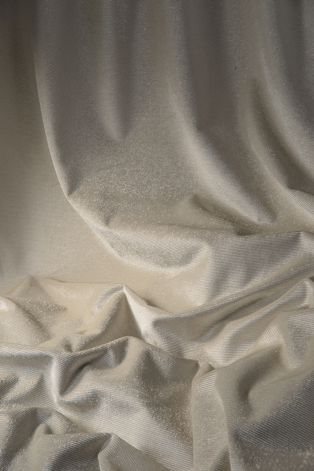 Diamond Collection Main Design fabric image 00AW view 1
