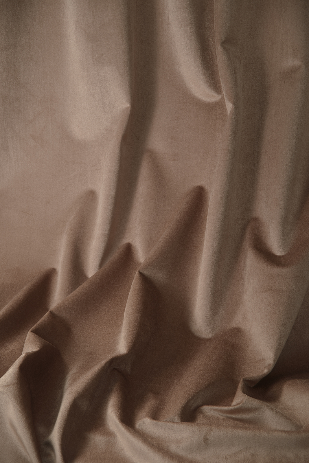 Velure Collection Plain Color fabric image 04CN view 1