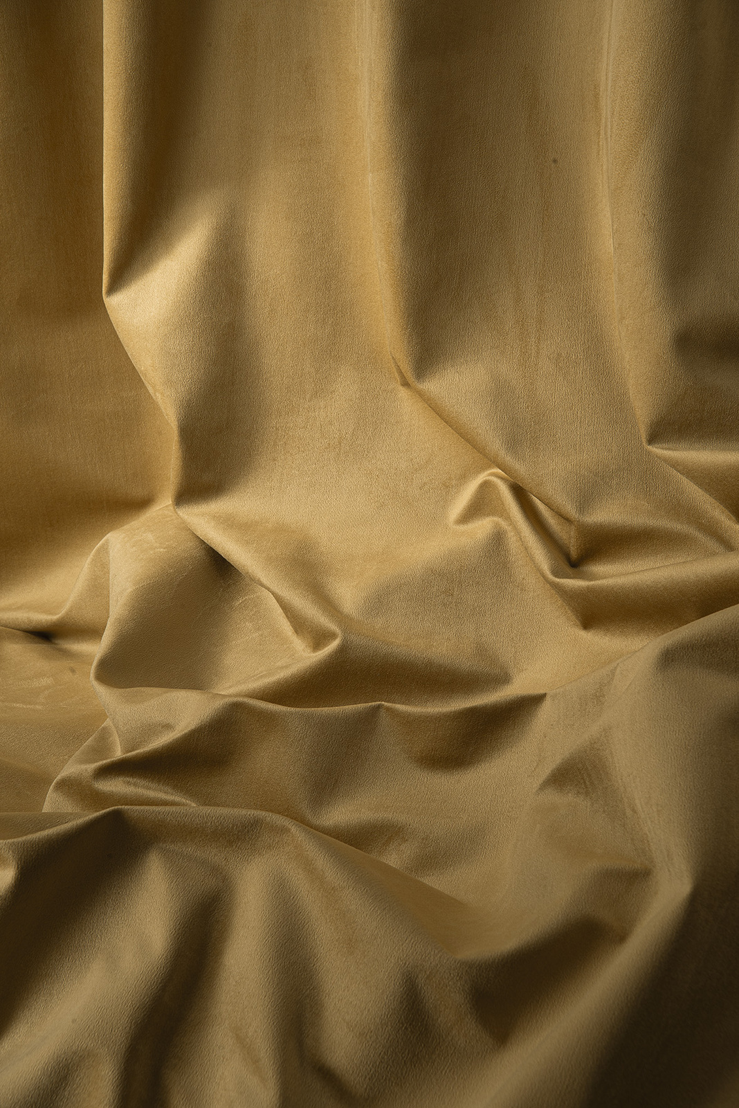 Velure Collection Plain Color fabric image 04MU view 1