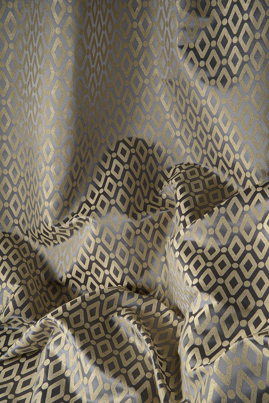 Hood Collection Small 1 fabric image 08AZG view 1