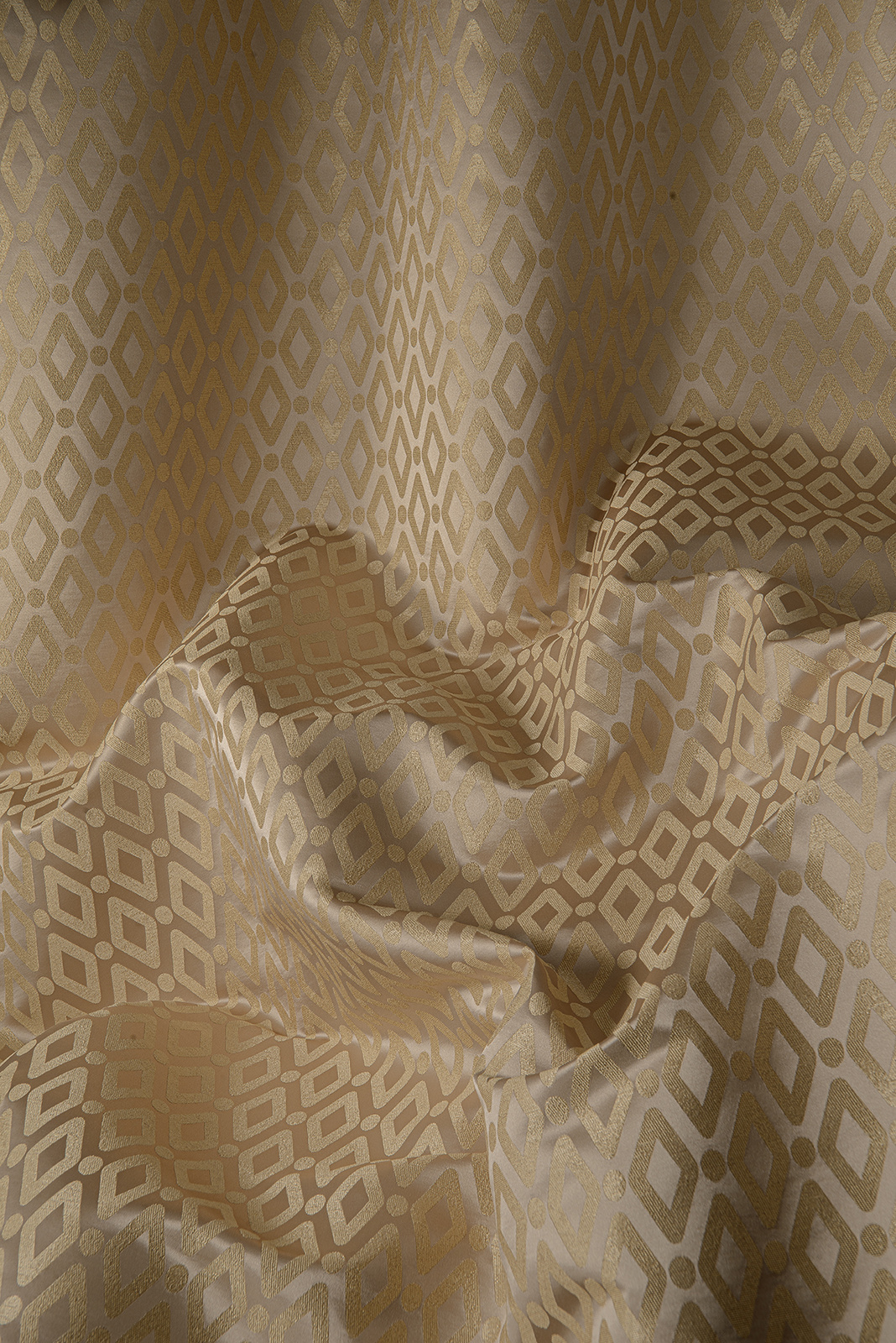 Hood Collection Small 1 fabric image 08CEG view 1