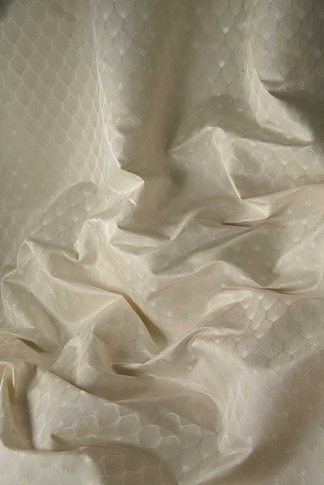 Hood Collection Small 2 fabric image 09AWS view 1