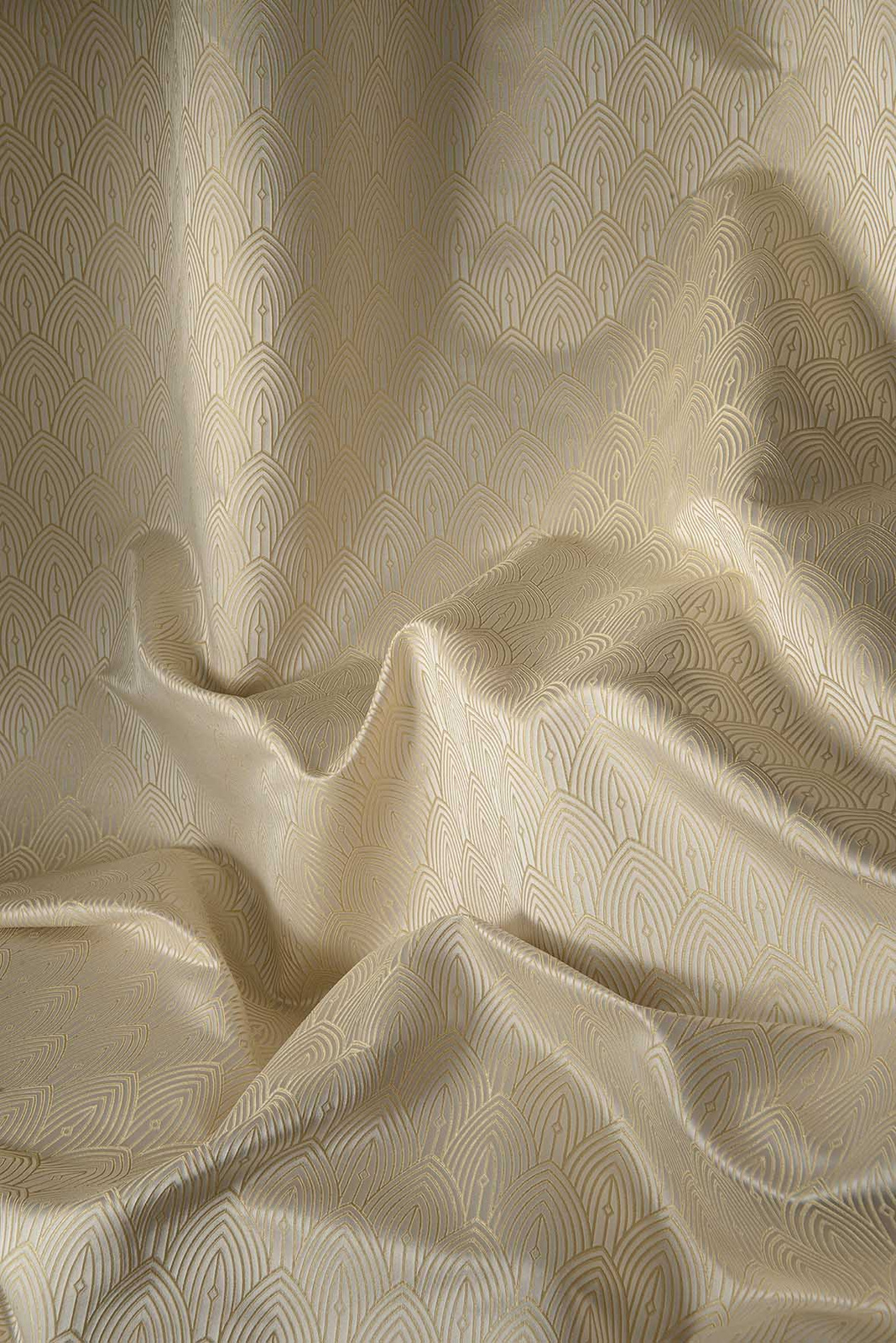 Lalique Collection Small 1 fabric image 08AWG view 1