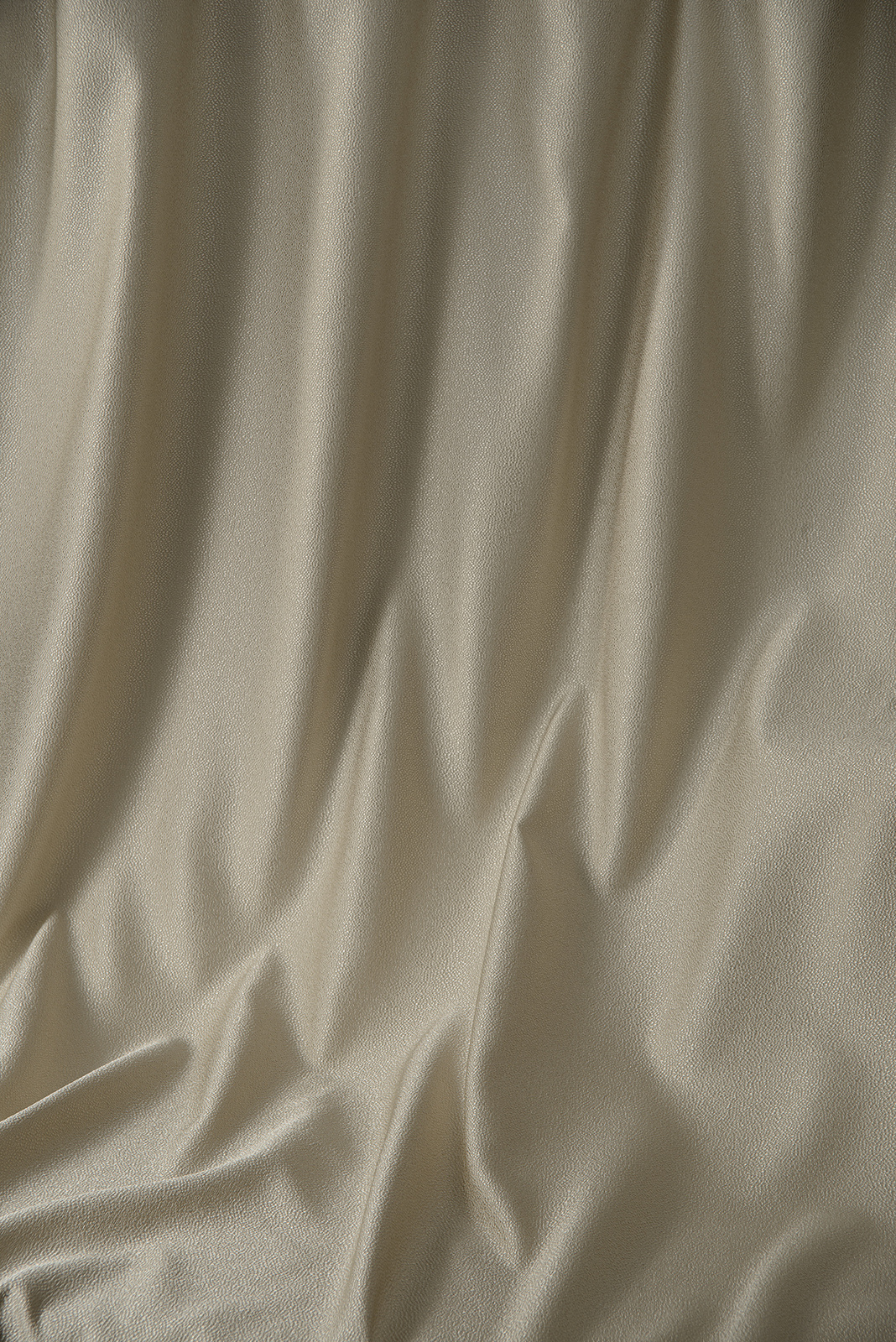 Shade Collection Plain 07 fabric image 07IV view 1