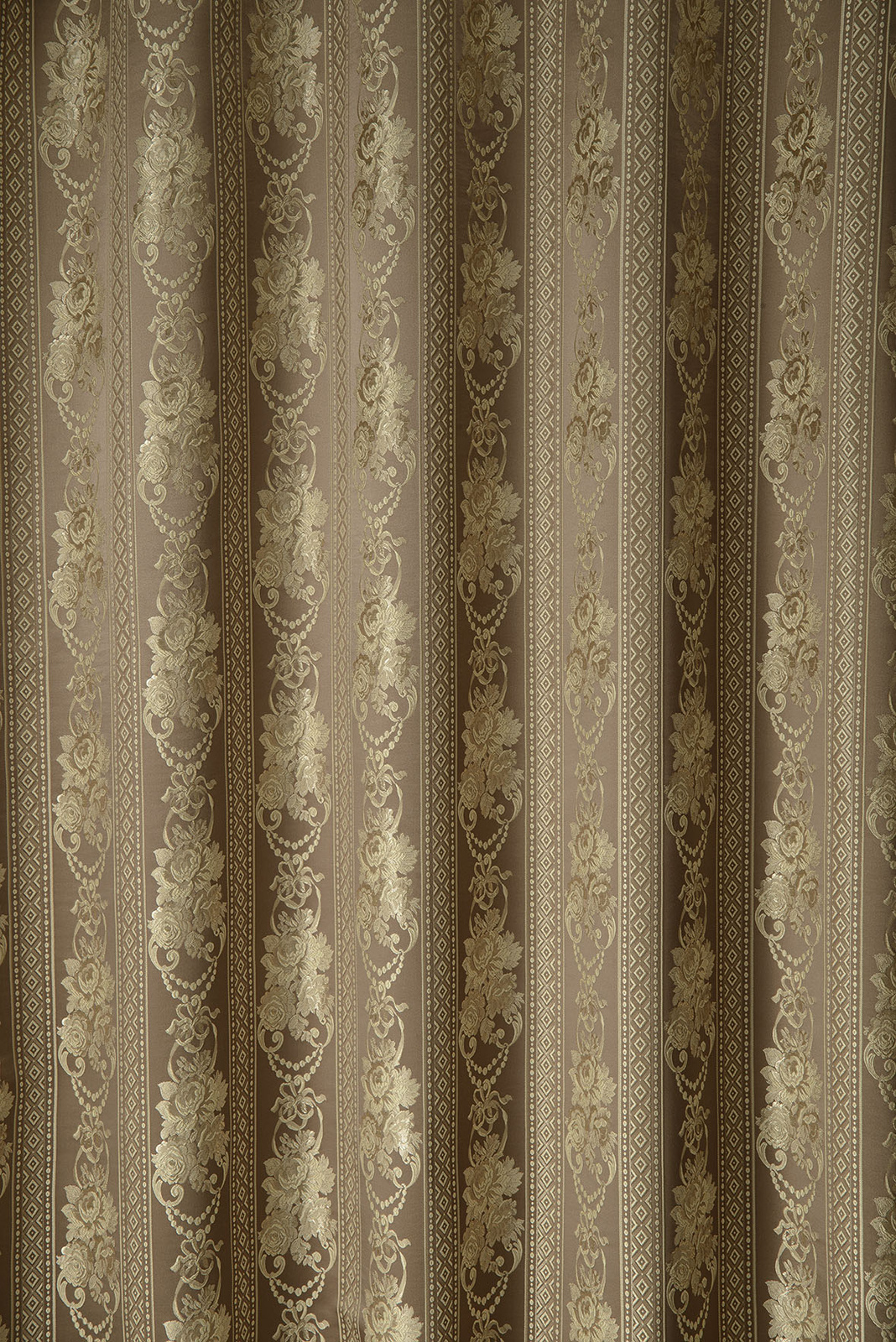 Vivaldi Collection Stripes Coordinated fabric image EBG view 3